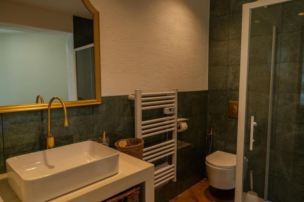 Le Cozy Reims -Escapade Raffinee Avec Spa Prive Ngoại thất bức ảnh